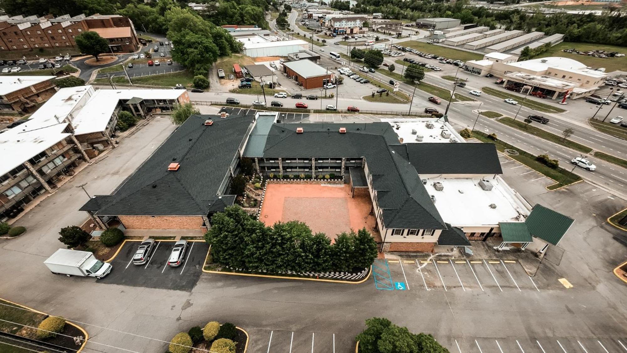Riverside Inn & Suites By Oyo Danville Ceaser Casino Exterior foto